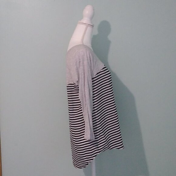 NWOT EXPRESS Striped Pullover Casual Top - Picture 3 of 11